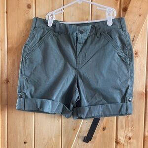 Carhartt shorts with stretch, size 10